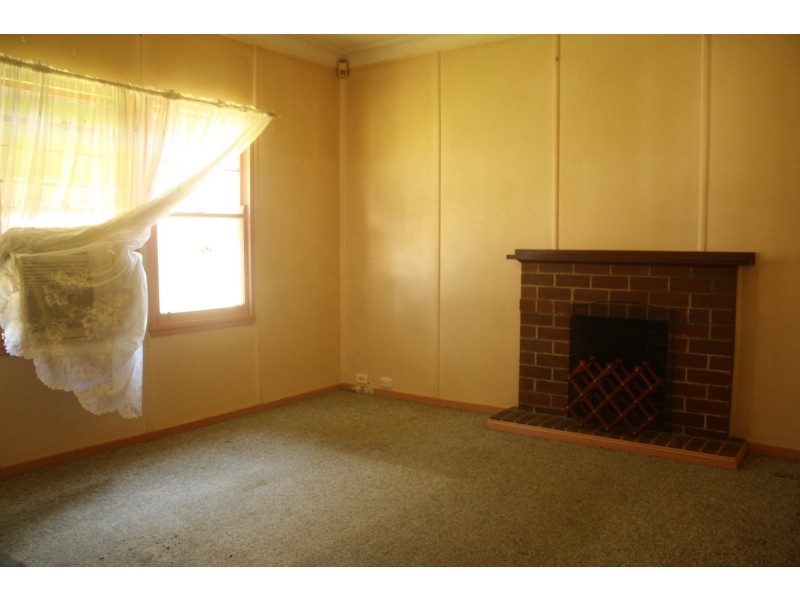 44 Cammarlie Avenue, Panania NSW 2213