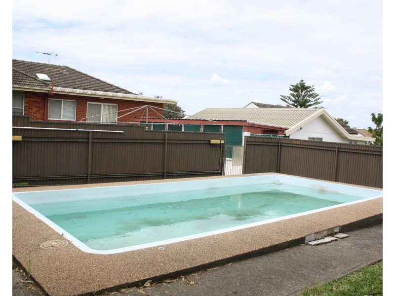 8 Rhonda Street, Revesby NSW 2212