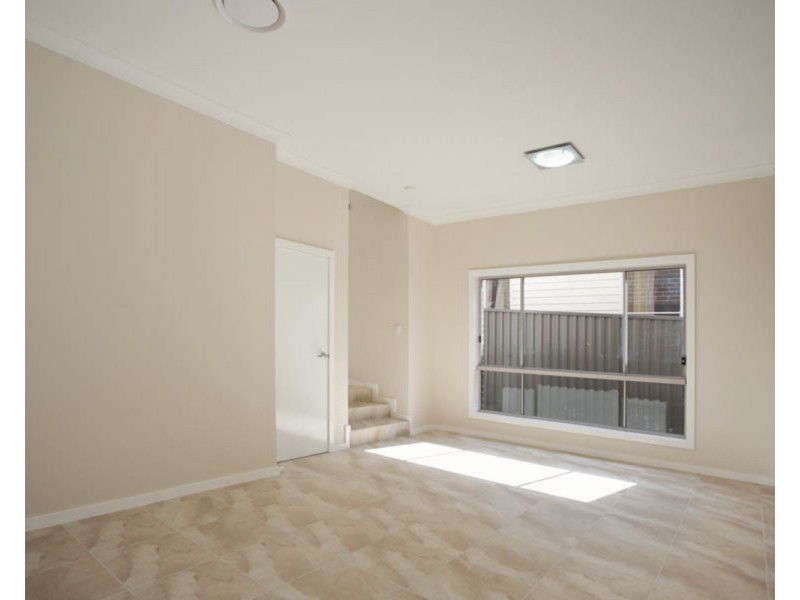 33 Carrington Street, Revesby NSW 2212