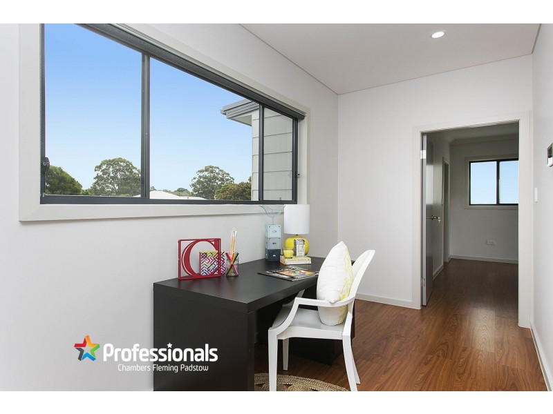 16 Tate Street, Panania NSW 2213