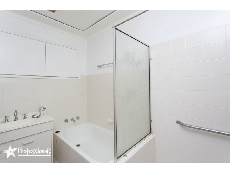 11 Fewtrell Avenue, Revesby Heights NSW 2212