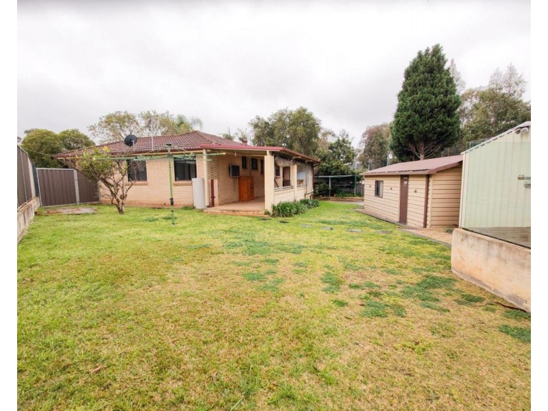 5 Meteren Close, Milperra NSW 2214