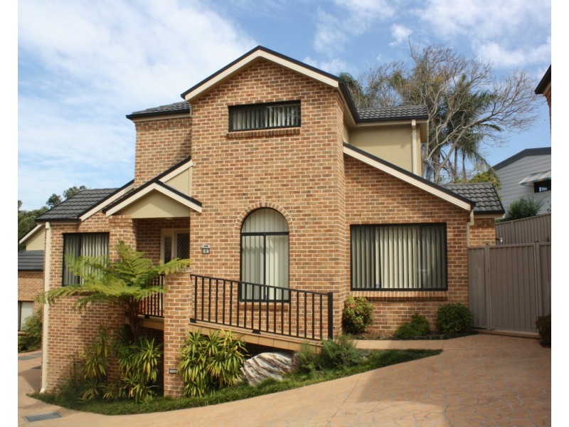 8/17 Henry Kendall Avenue, Padstow Heights NSW 2211