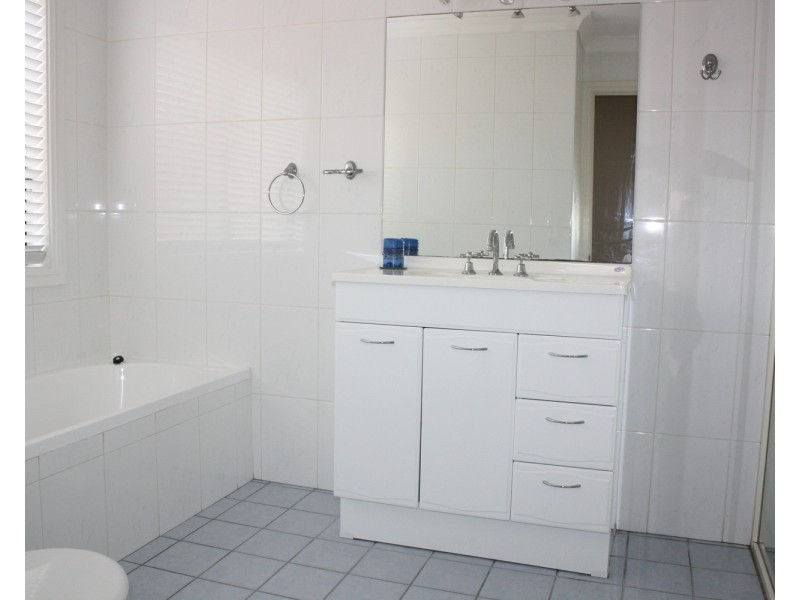 8/17 Henry Kendall Avenue, Padstow Heights NSW 2211