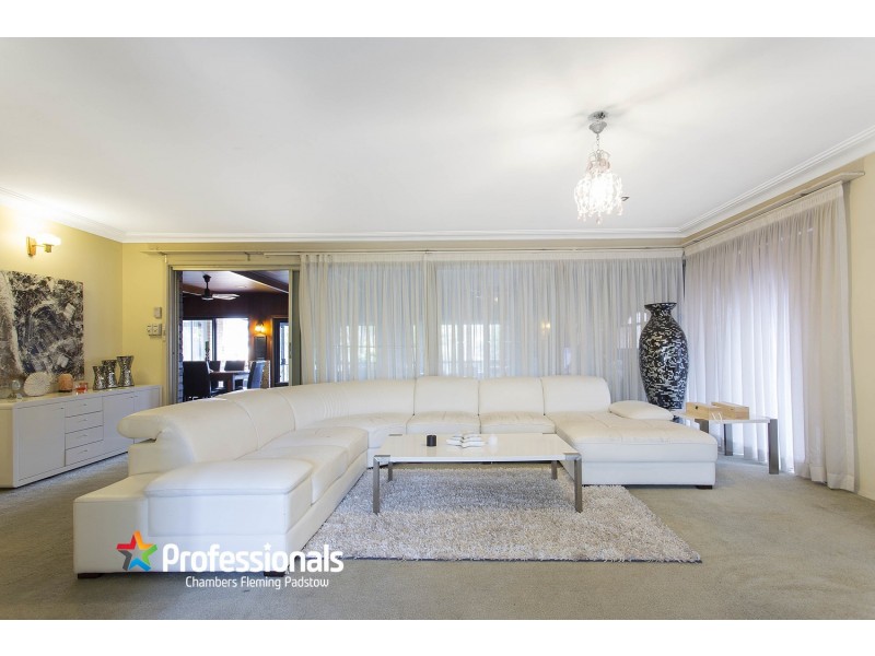 21 Burbank Avenue, East Hills NSW 2213