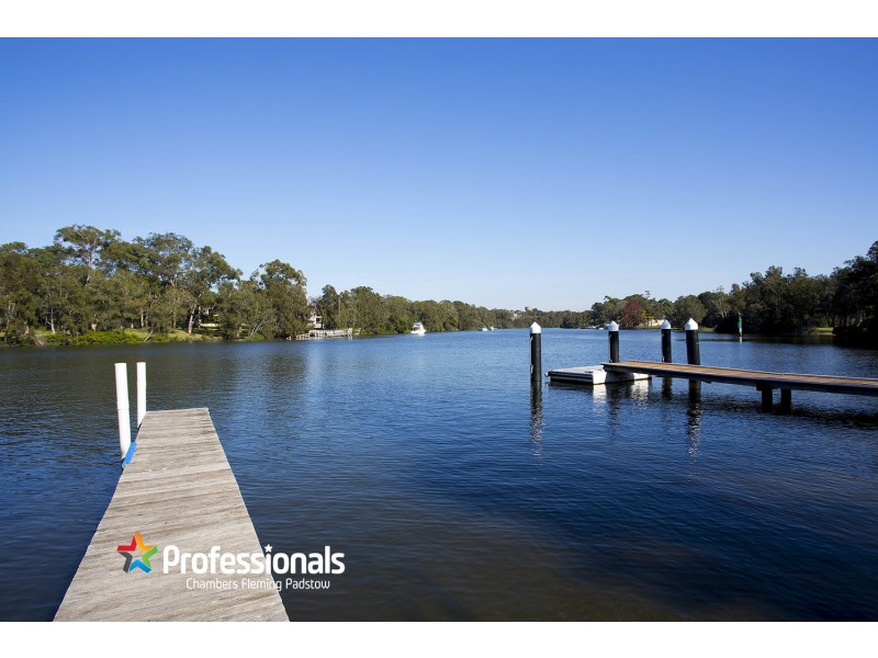 21 Burbank Avenue, East Hills NSW 2213