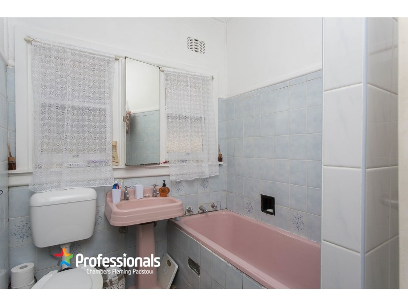 27 Cairo Avenue, Padstow NSW 2211