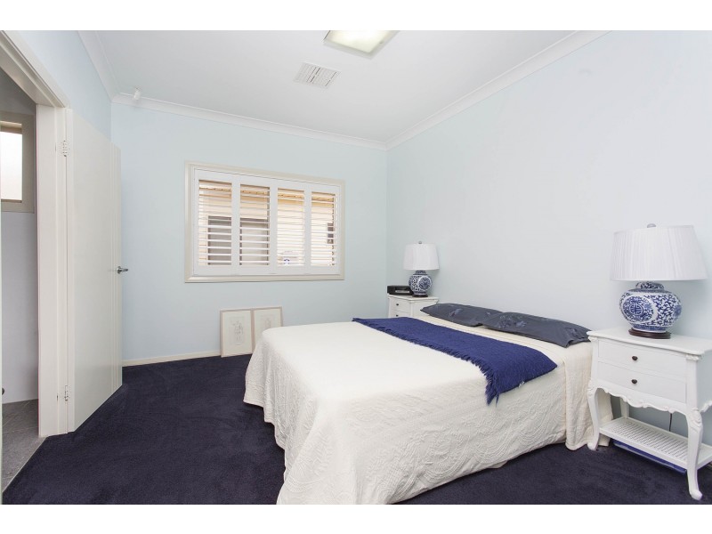 10 Ellesmere Street, Panania NSW 2213