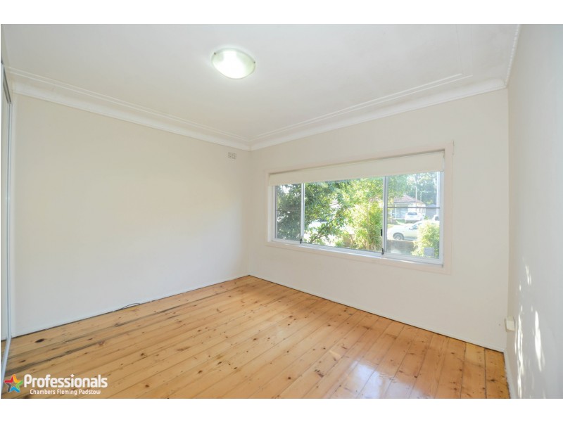 9 Swan Street, Revesby NSW 2212