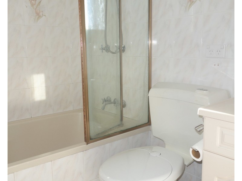 156 Picnic Point Road, Picnic Point NSW 2213