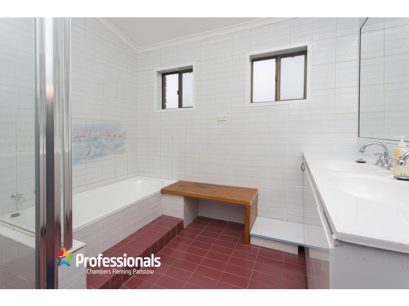 12 Davies Road, Padstow NSW 2211