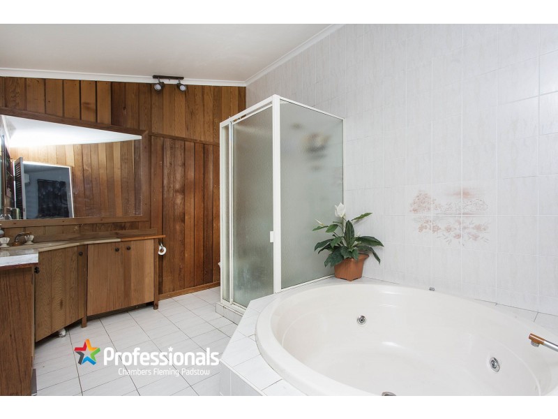 12 Davies Road, Padstow NSW 2211