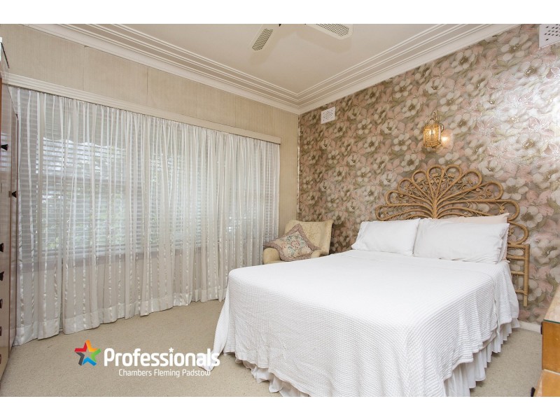 10 Snowsill Avenue, Revesby NSW 2212