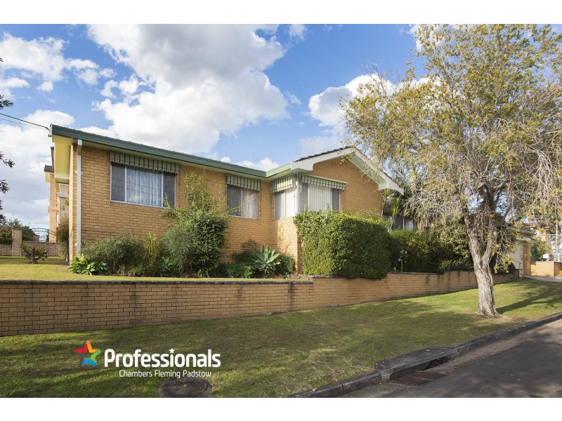 12  Burbank Avenue, East Hills NSW 2213