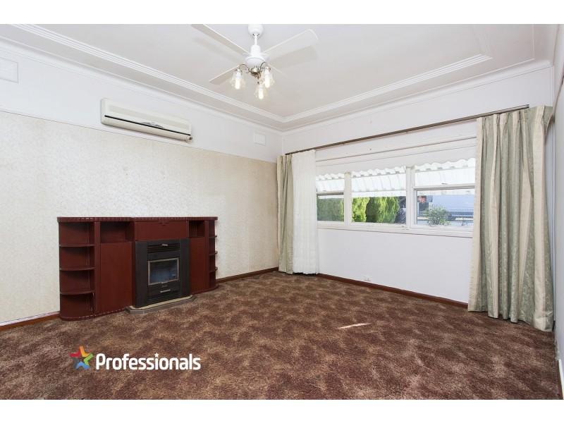 13 School Parade, Padstow NSW 2211