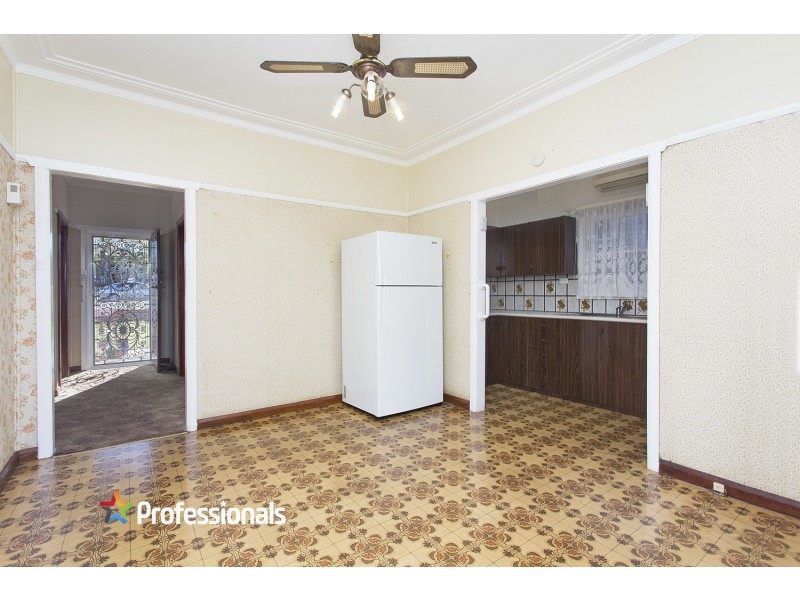 13 School Parade, Padstow NSW 2211