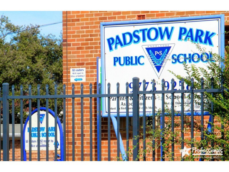 13 School Parade, Padstow NSW 2211