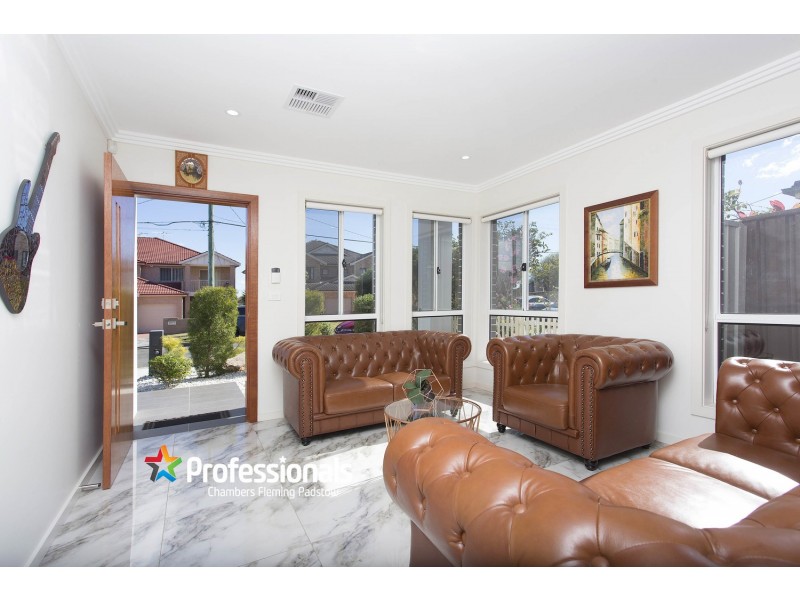 9 Wyatt Avenue, Padstow NSW 2211