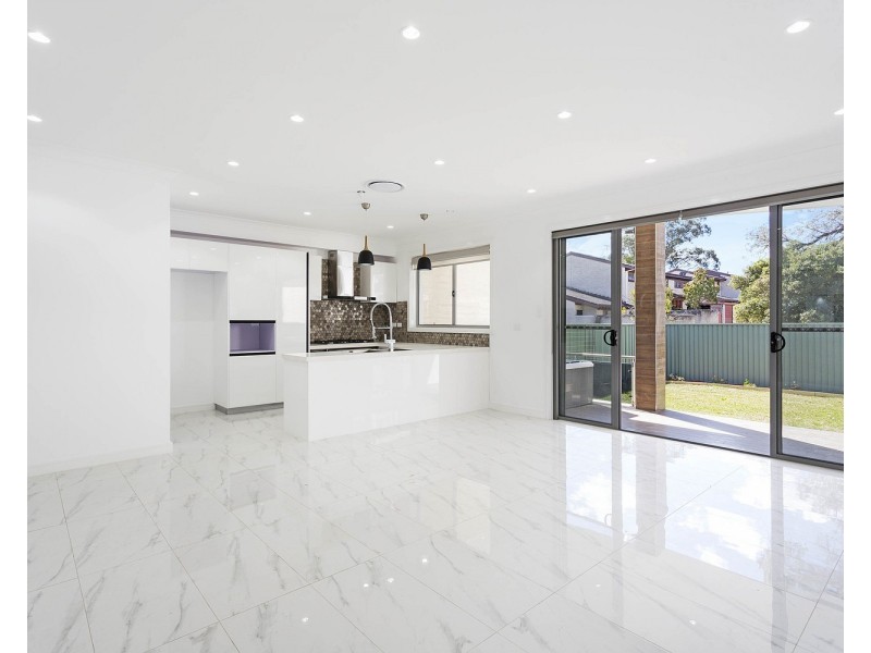 42A Uranus Road, Padstow NSW 2211