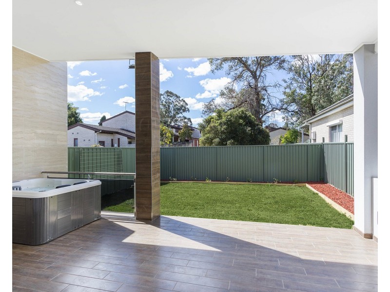 42A Uranus Road, Padstow NSW 2211