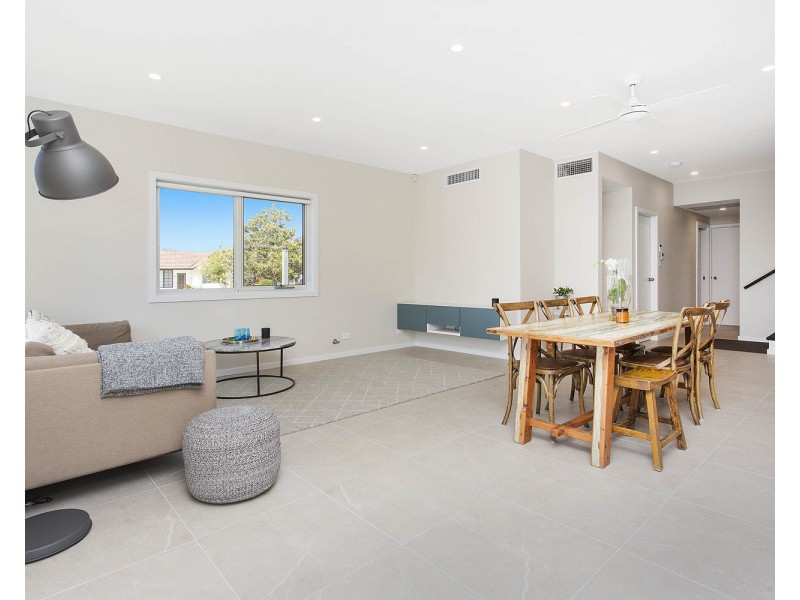 118 Davies Road, Padstow NSW 2211
