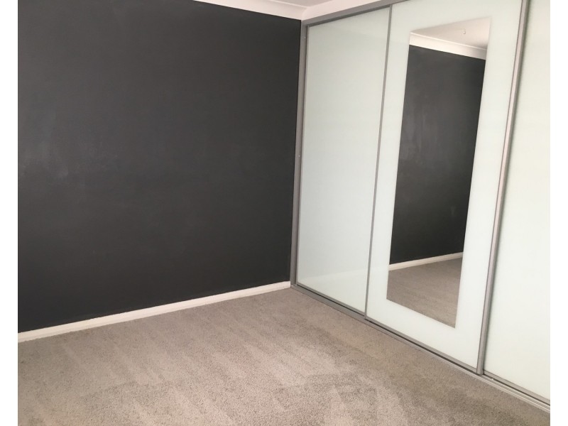 34 Amiens Avenue, Milperra NSW 2214