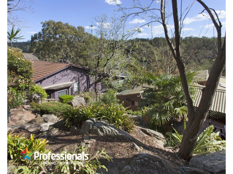 24 Carinya Road, Picnic Point NSW 2213