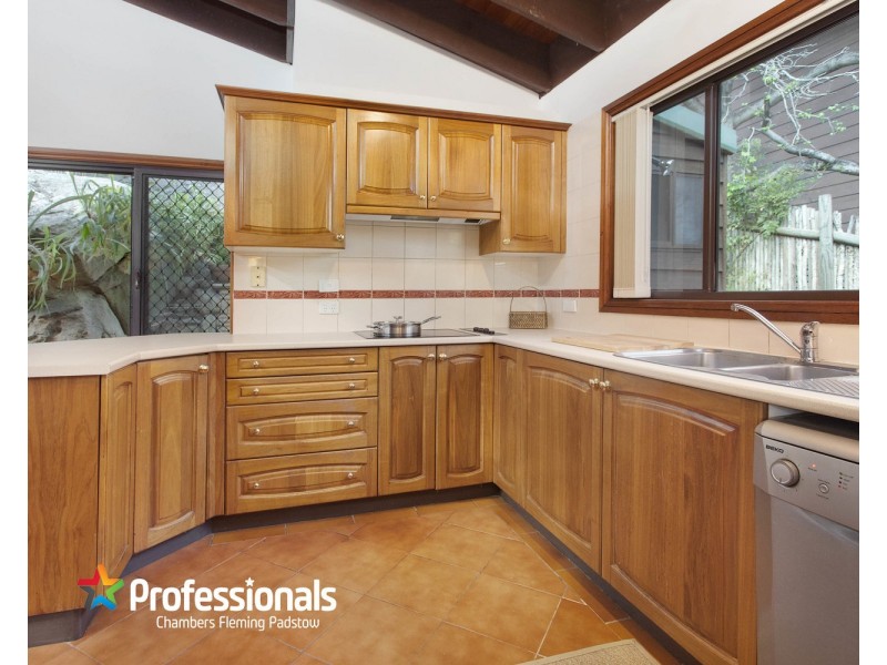 24 Carinya Road, Picnic Point NSW 2213