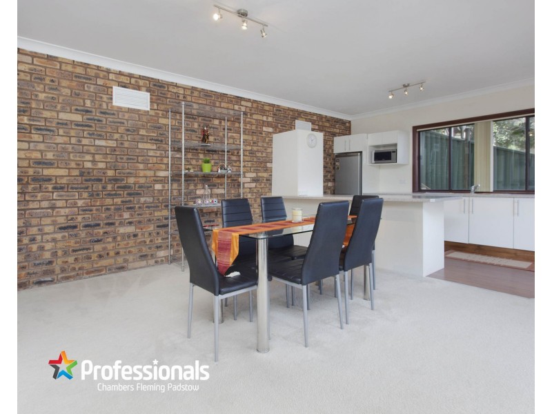 24 Carinya Road, Picnic Point NSW 2213