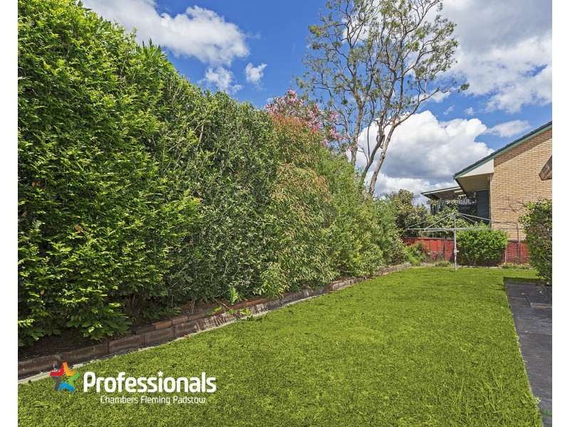 4 Burbank Avenue, East Hills NSW 2213