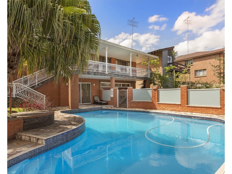 4 Valley Road, Padstow Heights NSW 2211