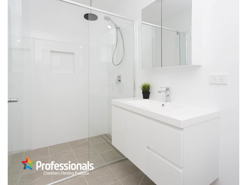 118 Davies Road, Padstow NSW 2211