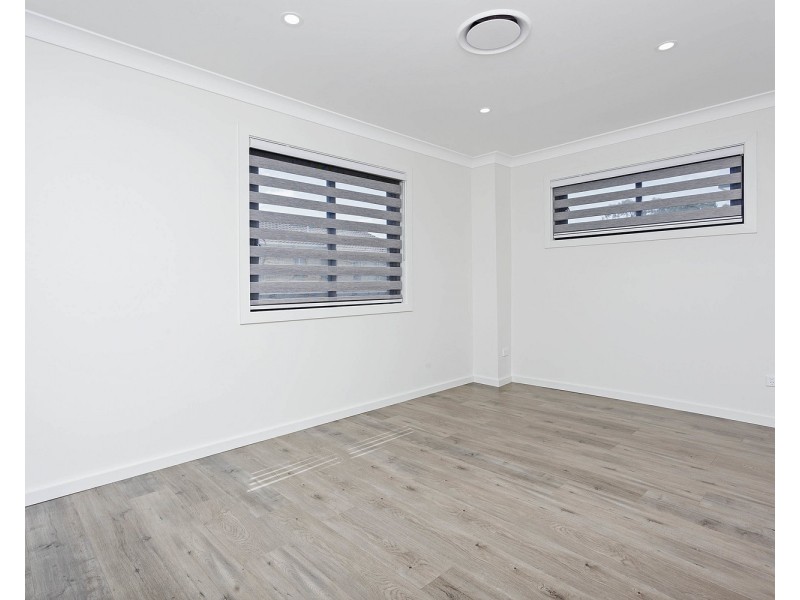 16a Mahnken Avenue, Revesby NSW 2212