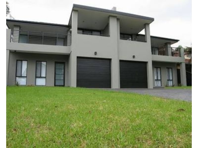 8A Colleen Avenue, Picnic Point NSW 2213