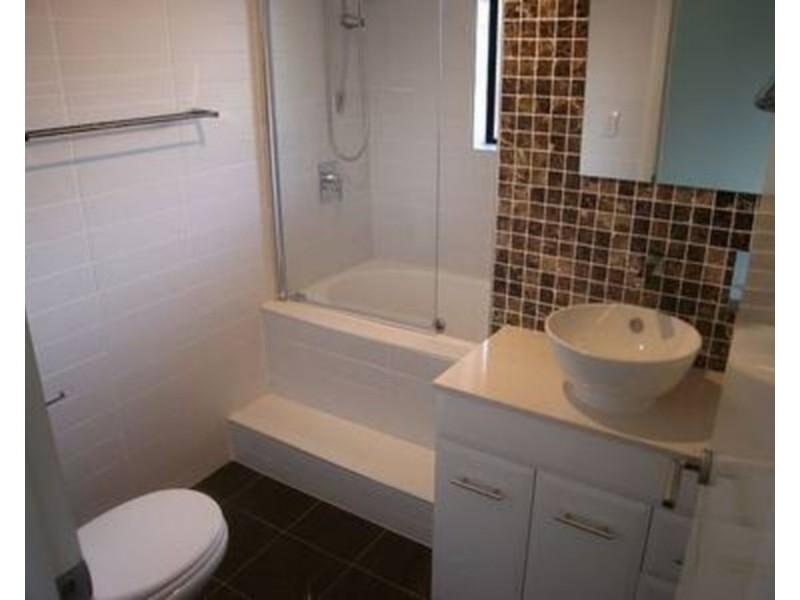 8A Colleen Avenue, Picnic Point NSW 2213