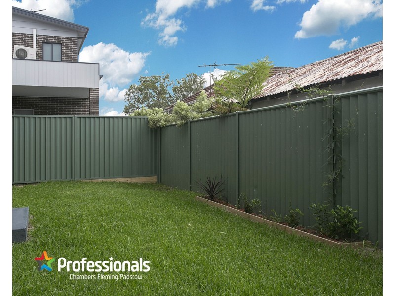 12 Tate Street, Panania NSW 2213