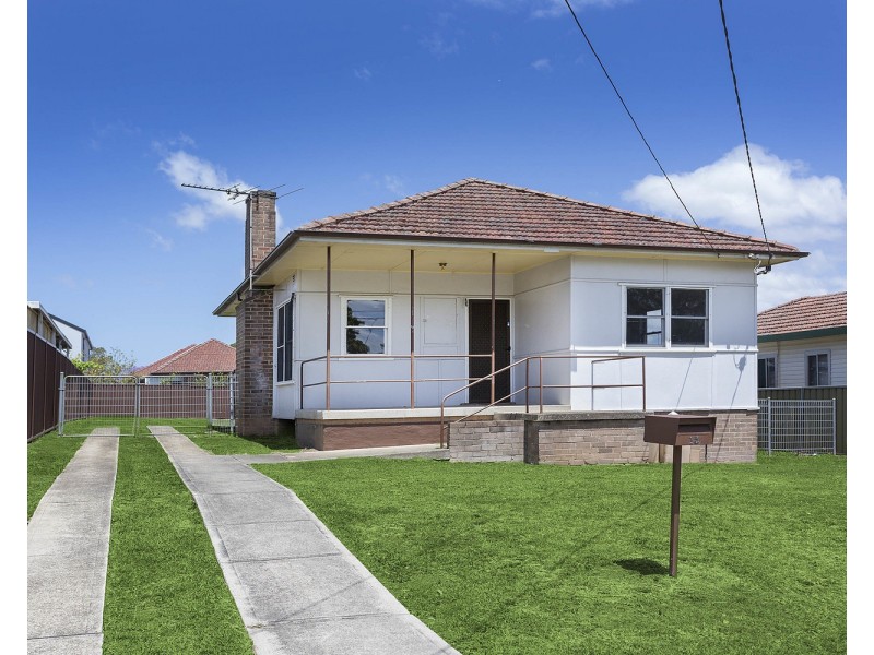 15 Barkl Avenue, Padstow NSW 2211