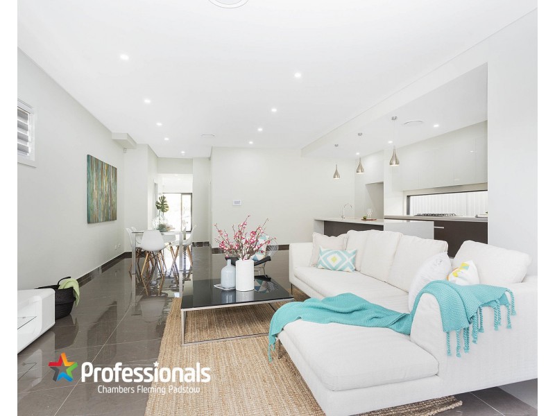 16 Mahnken Avenue, Revesby NSW 2212