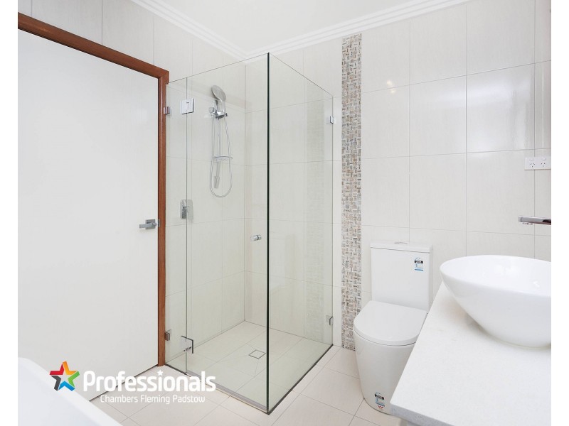 149 Picnic Point Road, Picnic Point NSW 2213