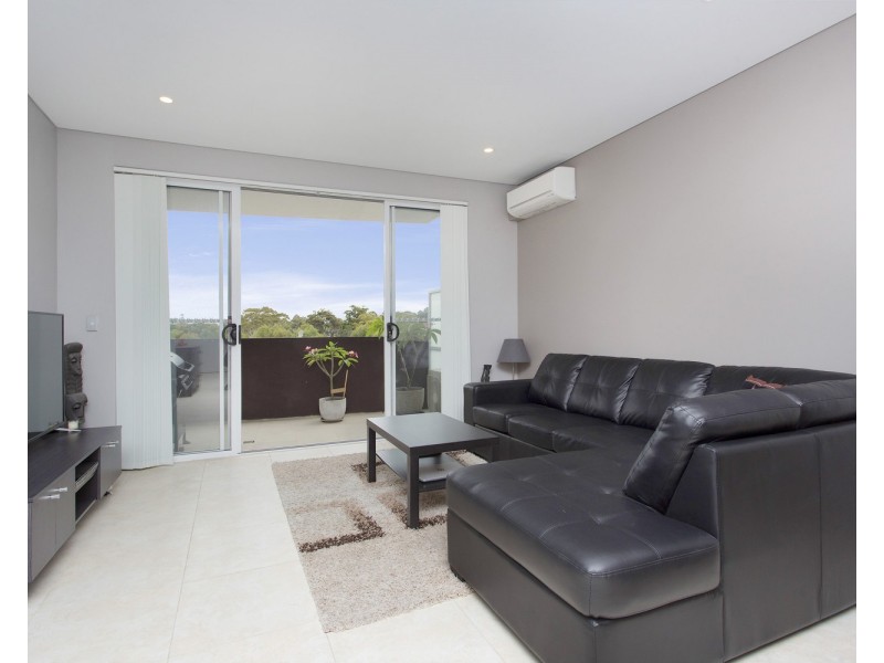 21/13-17 Peake Parade, Peakhurst NSW 2210