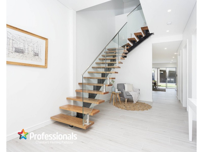 28 Greenway Parade, Revesby NSW 2212