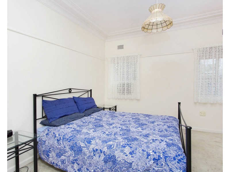 1 Wyreema Avenue, Padstow NSW 2211