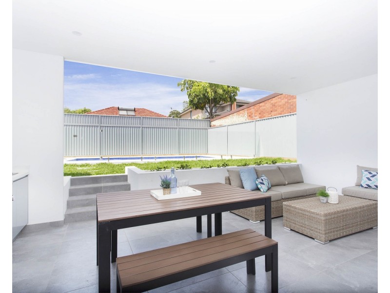 6 McIntosh Avenue, Padstow Heights NSW 2211