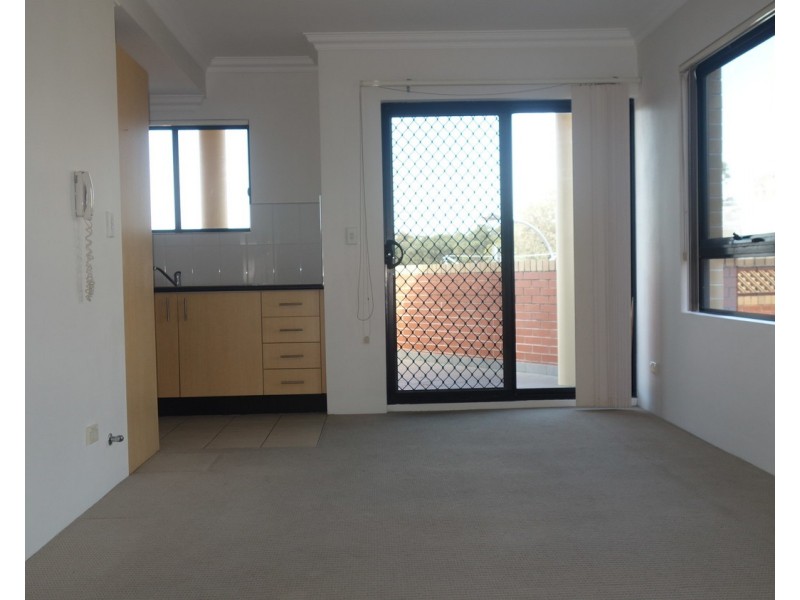 16/18 Howard Road, Padstow NSW 2211