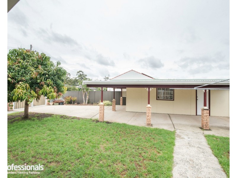 7 Armentieres Avenue, Milperra NSW 2214