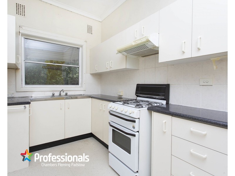 2 Wyreema Avenue, Padstow NSW 2211