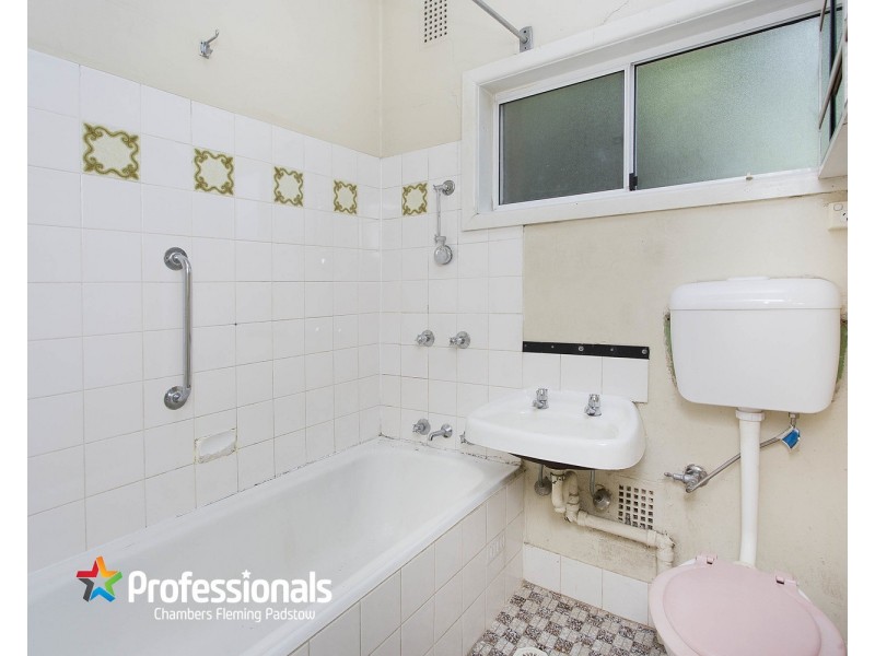 2 Wyreema Avenue, Padstow NSW 2211