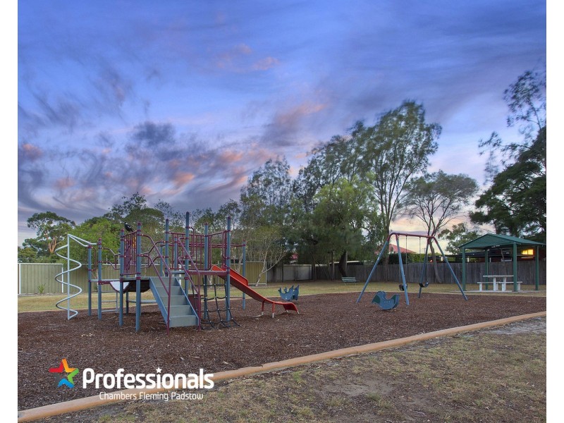 35 Apex Avenue, Picnic Point NSW 2213