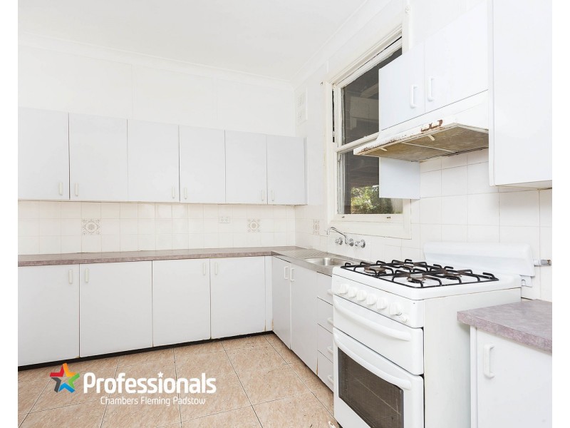 1 Barrow Street, Revesby NSW 2212