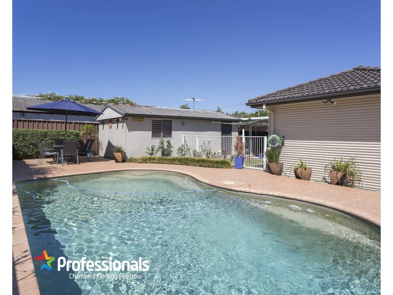 37 Dernancourt Parade, Milperra NSW 2214